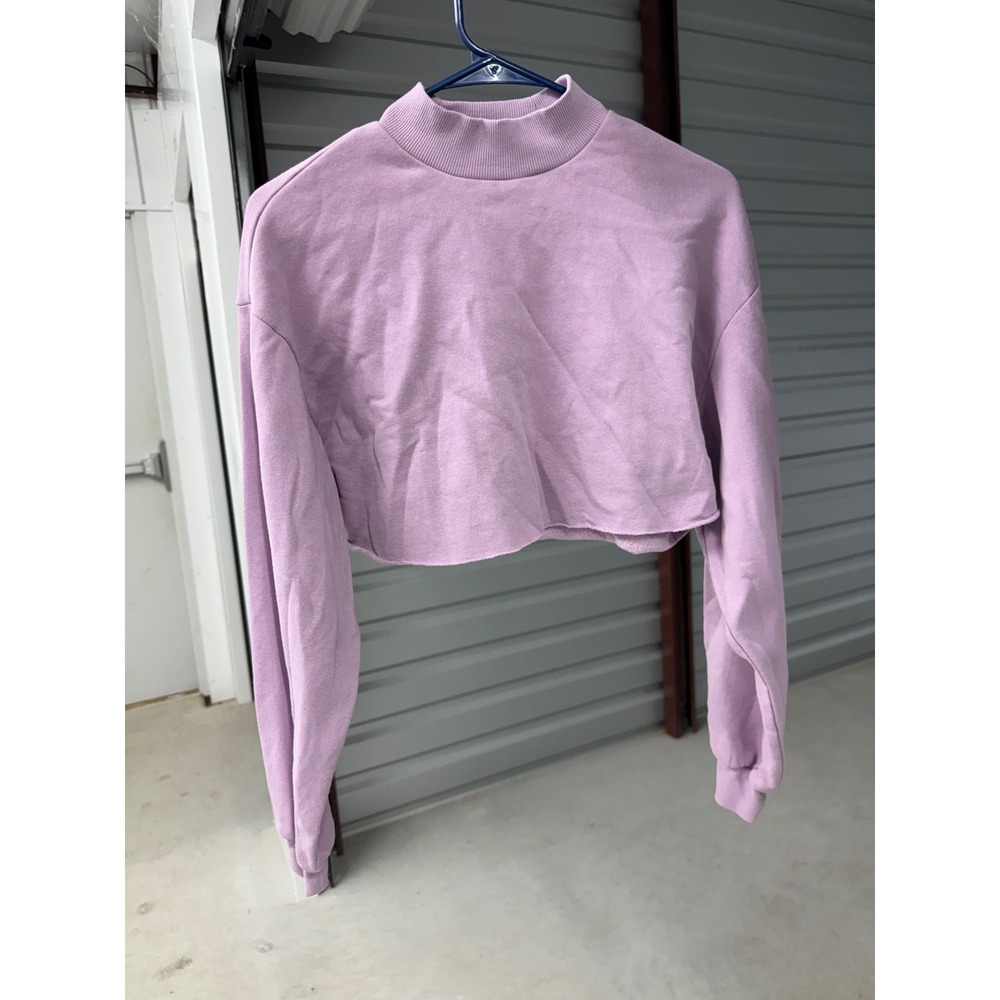 H&M Divided Mock Neck Cropped Sweatshirt Lavender Purple Raw Hem XS